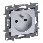 NILOE SELECTION - GNIAZDO 2P+Z 16 A - 250 V~ (Z PRZESŁONĄ, ZACISKI AUTOMATYCZNE) ALUMINIUM