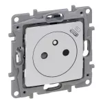 NILOE SELECTION - GNIAZDO 2P+Z PŁASKIE 16 A - 250 V~ + USB TYP C W PLAKIETCE (Z PRZESŁONĄ, ZACISKI AUTOMATYCZNE) PERŁA