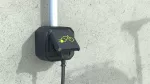 NOWE PLEXO - GN. 2P+Z DO POJAZDÓW ELEK. DWUKOŁOWYCH NATYNKOWE 16A-250V~ ANTRACYT