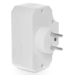 R-12WS-B Rozgałęźnik potrójny z wyłącznikiem, bis; 1X2P+Z, 2X 2P-płaskie; biały