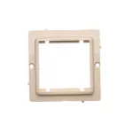 Simon Basic WMUZ-74x2xx-9012 Adapter (przejściówka) na osprzęt standardu 45 × 45 mm. Montaż do puszki na wkręty; beż