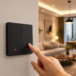 Qoltec Inteligentny 2-kanałowy włącznik wyłącznik światła | Wi-Fi | Timer | Tuya | Smart life | Czarny