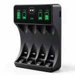 Qoltec Ładowarka do akumulatorków Ni-MH typu R03 AAA R6 AA | LCD | Kabel USB-C | Czarna