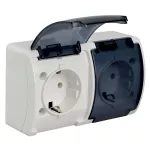 Gniazdo podwójne 2x2P+Z SCHUKO VG 182-51, n/t IP44 białe z klapką dymną