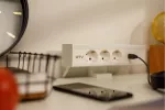GNIAZDO MEBLOWE NICO, 3 x GNIAZDO SCHUKO, USB A+C, KABEL 1,5m, ŁADOWARKA INDUKCYJNA, BIAŁE, Z MOCOWANIEM