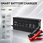 Qoltec Specjalistyczna ładowarka do akumulatora LiFePO4 12V | 20A | PF 0.9 | LED | Inteligentne ładowanie